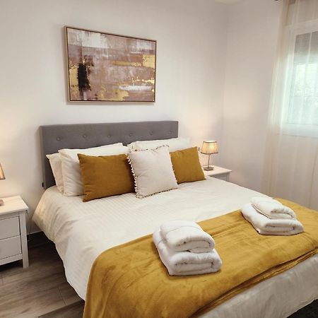 Sea View Apartment In Benalmádena Buitenkant foto