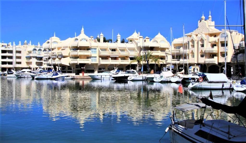 Sea View Apartment In Benalmádena Buitenkant foto